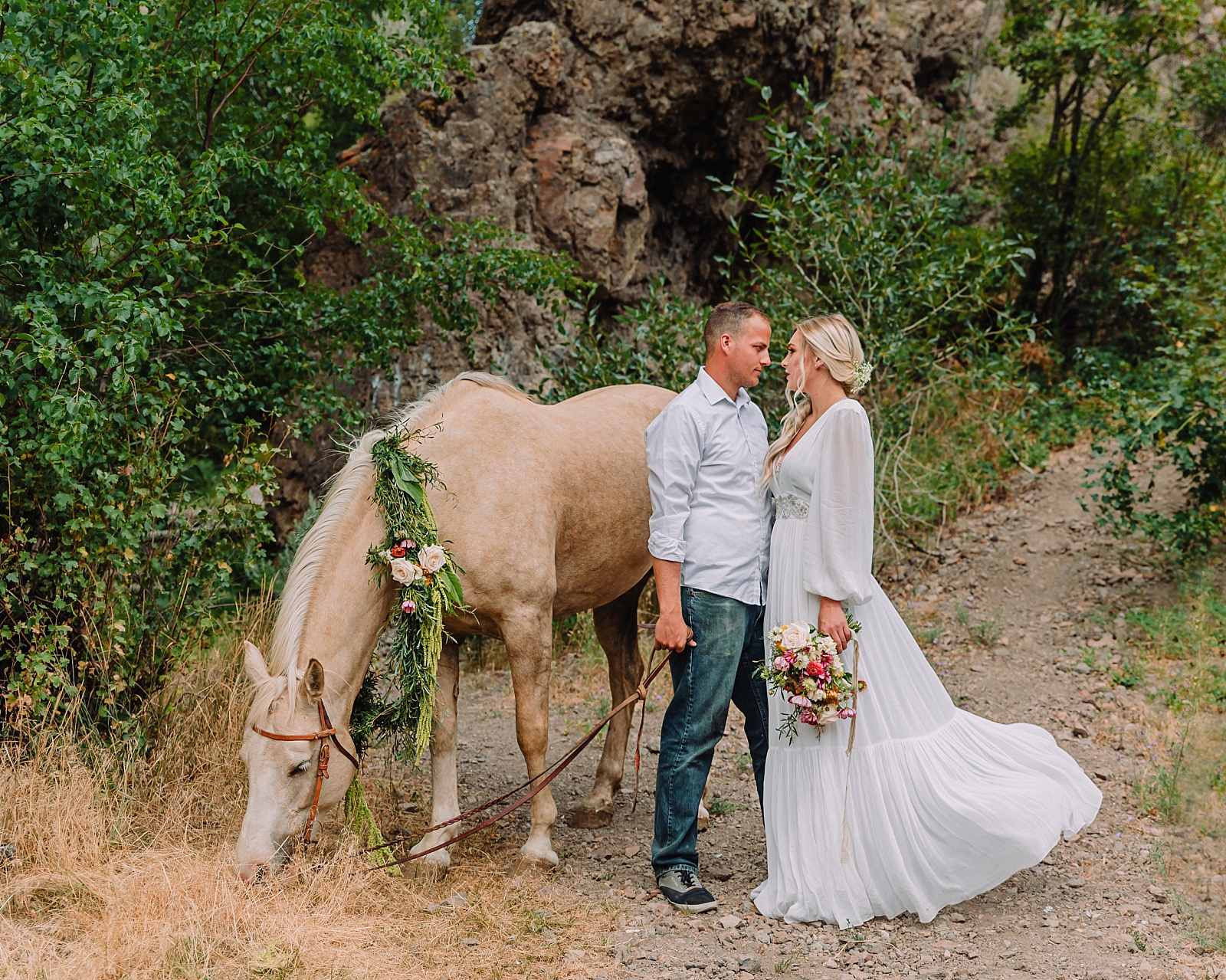styled elopement in kelly canyon with horse and boho chic vibes