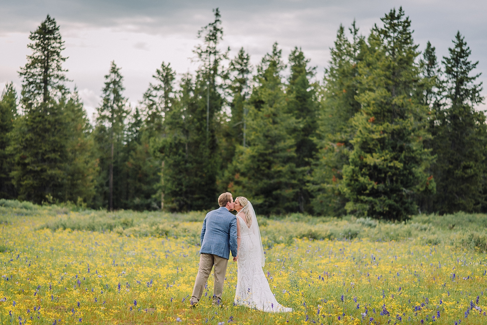 Idaho Elopement Photographer, Idaho Falls Wedding Photographer, Best Idaho Photographer, Outdoor Idaho Wedding