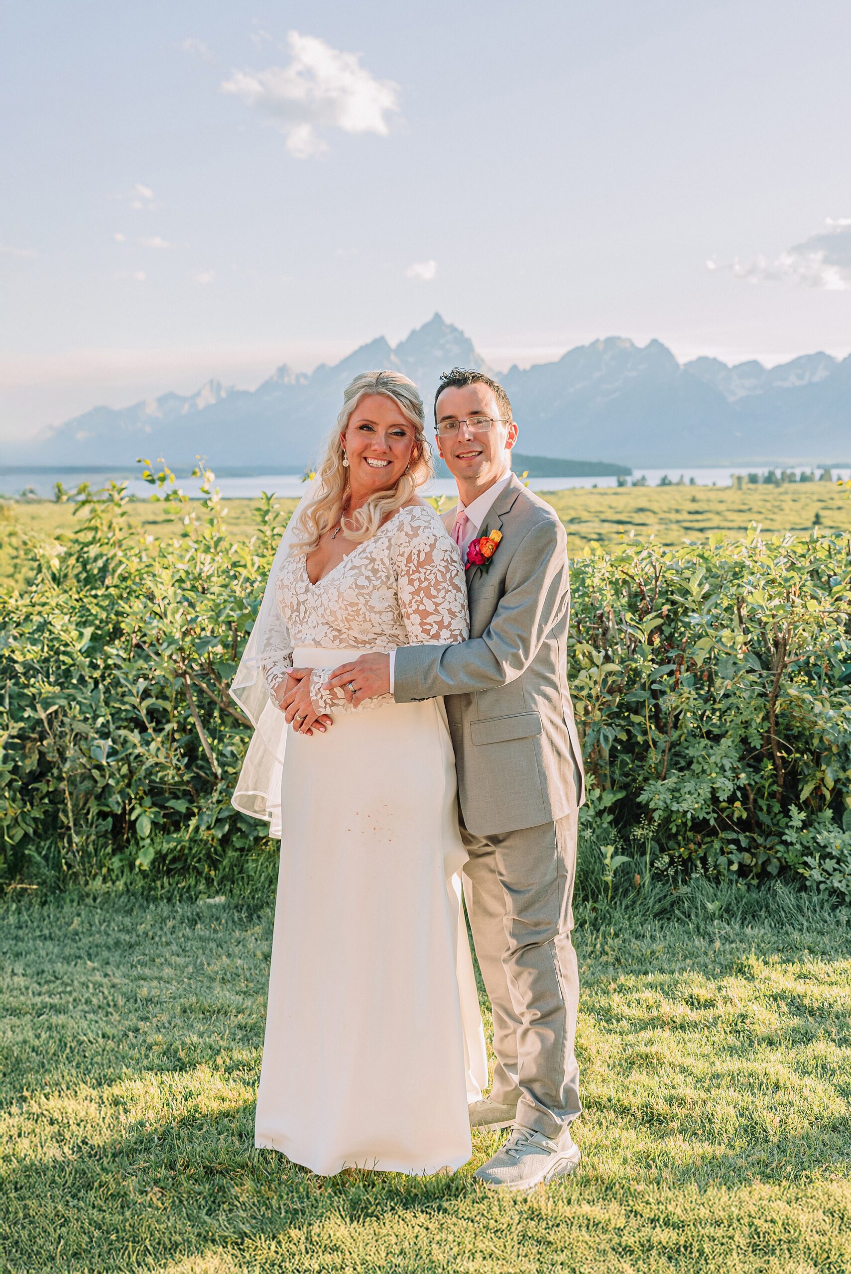 Jackson Lake Lodge wedding with Mount Moran view July wedding at Jackson Lake Lodge Wyoming Wyoming destination wedding in the Tetons outdoor wedding ceremony in Grand Teton National Park