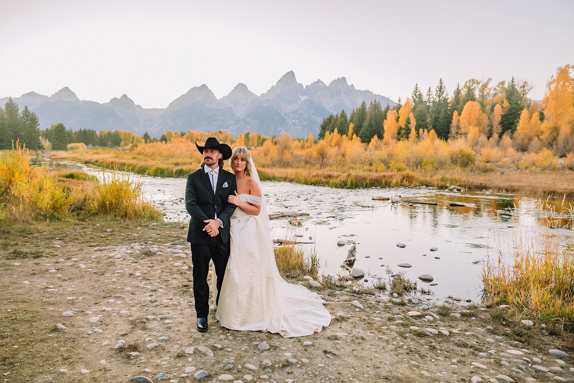 late September wedding Grand Teton fall foliage Schwabacher Landing fall colors wedding Grand Teton wedding locations fall colors Grand Teton Elopement Photographer Jackson Hole Micro Wedding