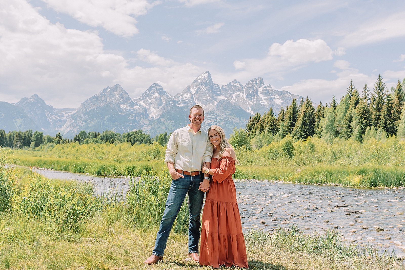 Schwabacher Landing family photos summer Grand Teton National Park family photographer what to wear for mountain family photos