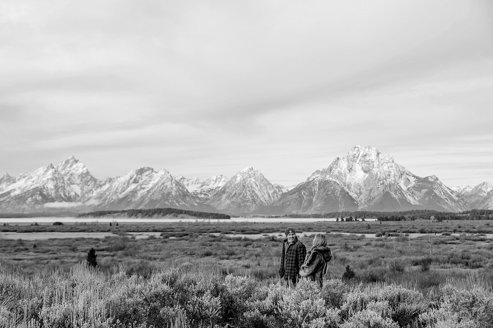 willow flats anniversary session with teton mountain views fall anniversary photos with aspen trees jackson hole jackson hole anniversary photographer capturing love stories luxury anniversary photography willow flats jackson lake views