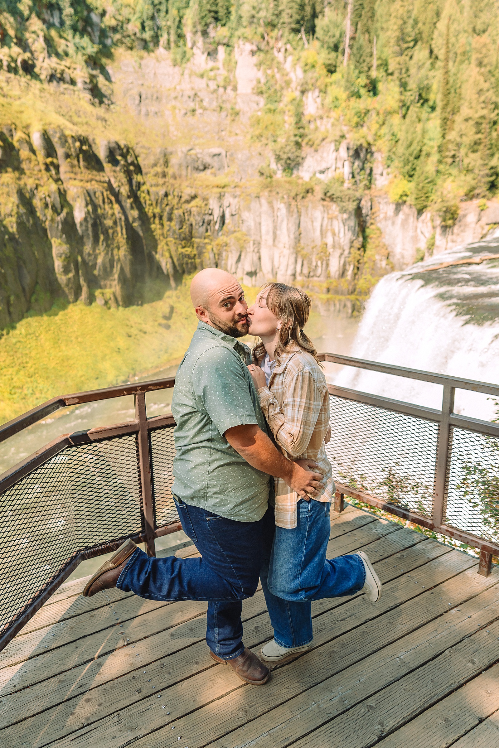 summer proposal photos Idaho waterfalls Mesa Falls boardwalk engagement session romantic Idaho Falls area proposal photos nature trail engagement photography Mesa Falls