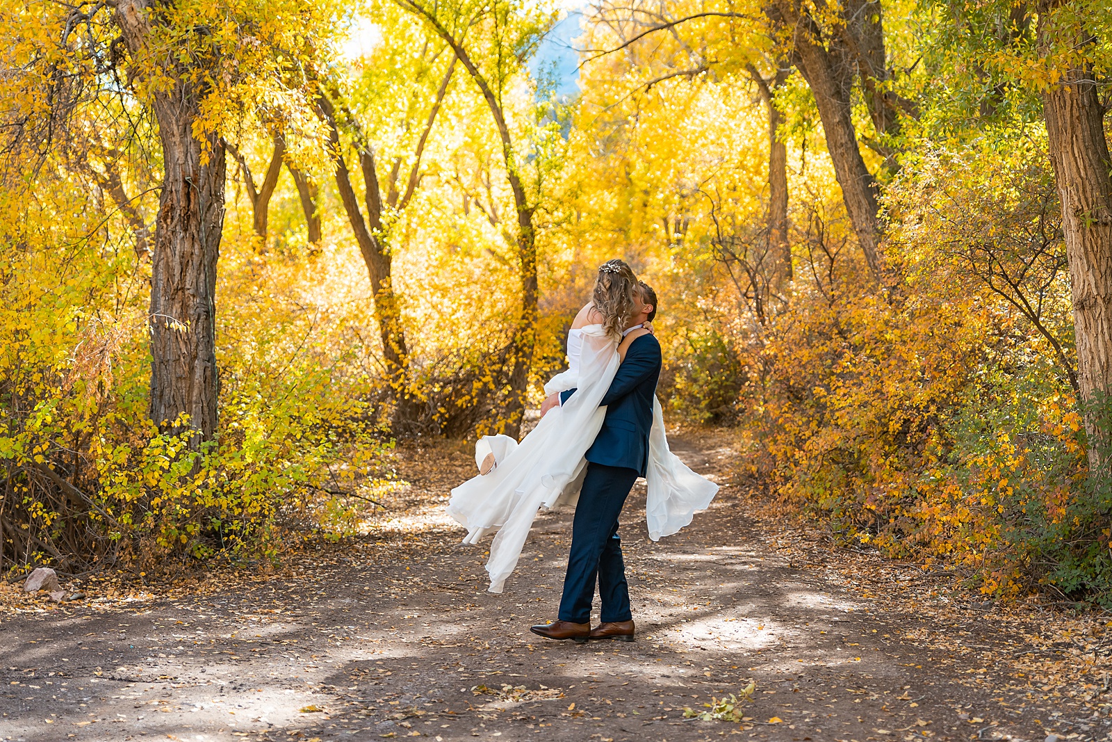 vintage wedding dress fall photography Utah autumn wedding couple portraits Utah fall foliage wedding couple portraits Southern Utah Wedding Photographer Fall Wedding Photography Utah Salt Lake Wedding Photographer