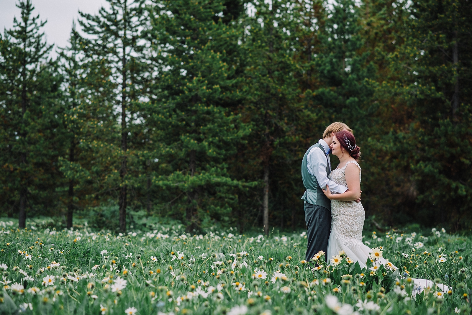 bride and groom portraits wedding forest