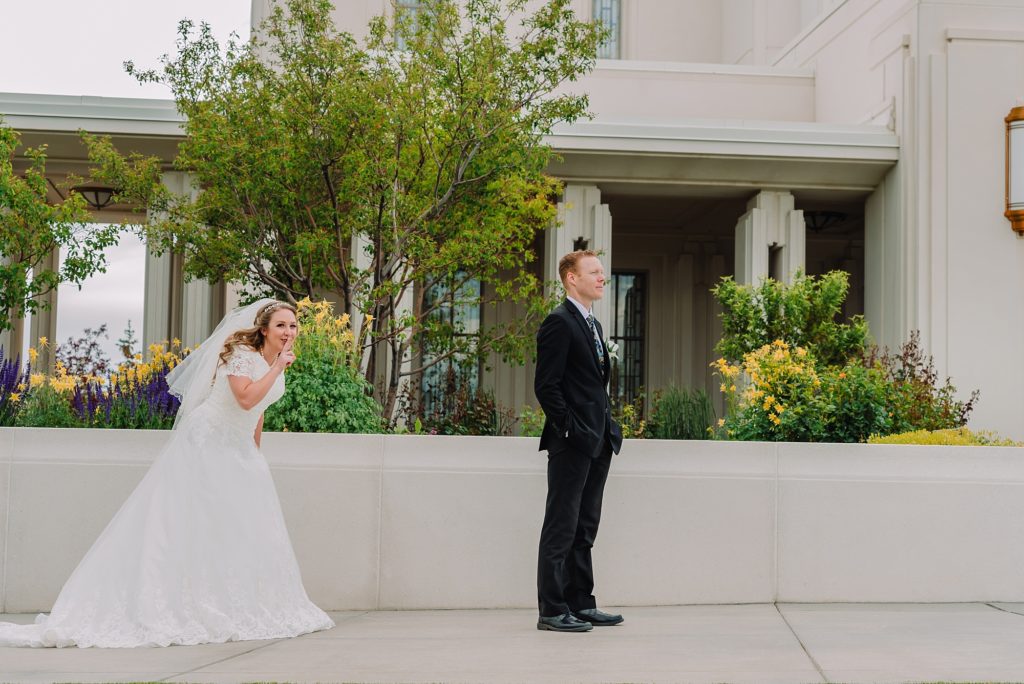Rexburg Temple Summer Bridals with Fairytale Carriage Janelle & Co Photo