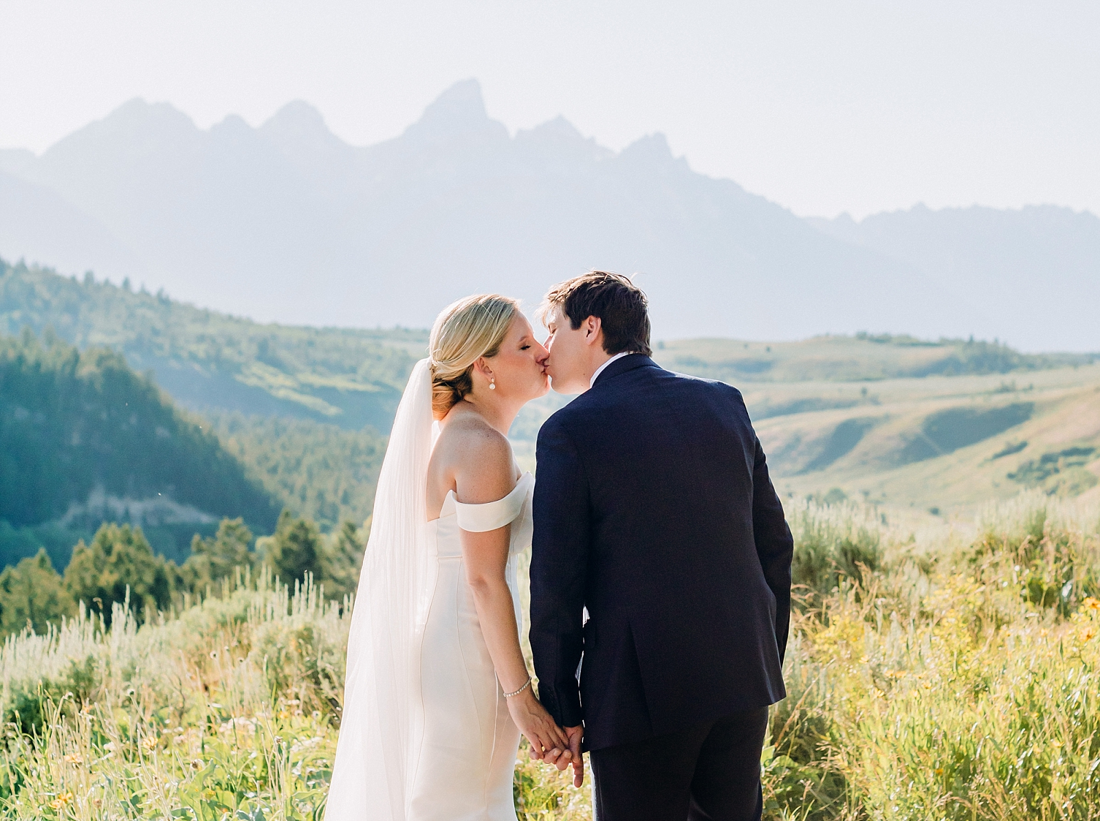 bride and groom teton mountains