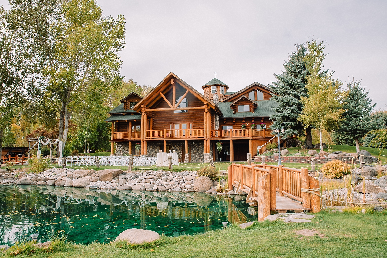 LaBelle Lake Wedding Venue Cabin and spacious property