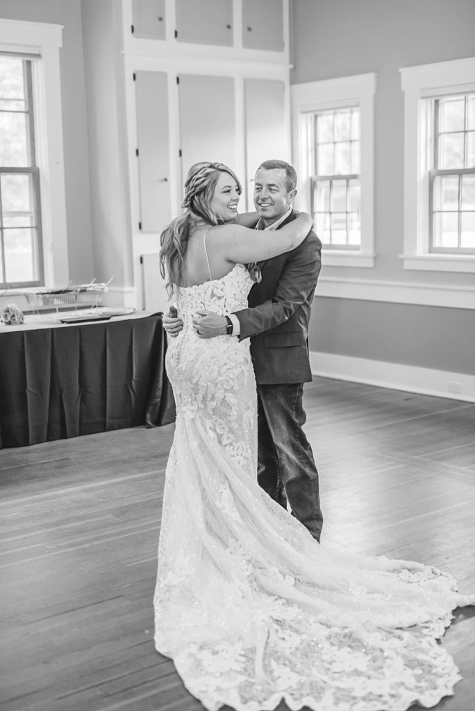 First dance between dad and daughter on wedding day