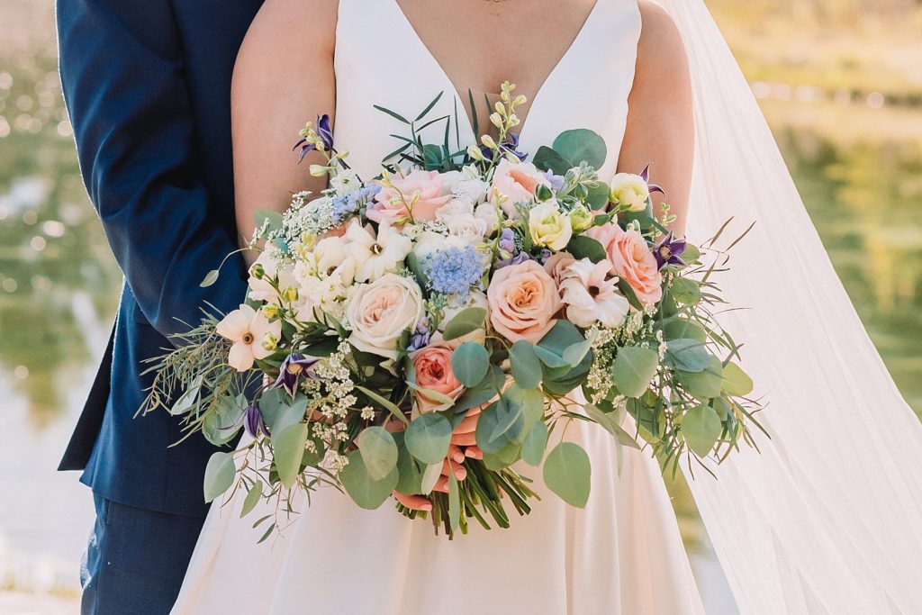 dreamy wedding details, jackson hole wedding florist, wedding bouquet