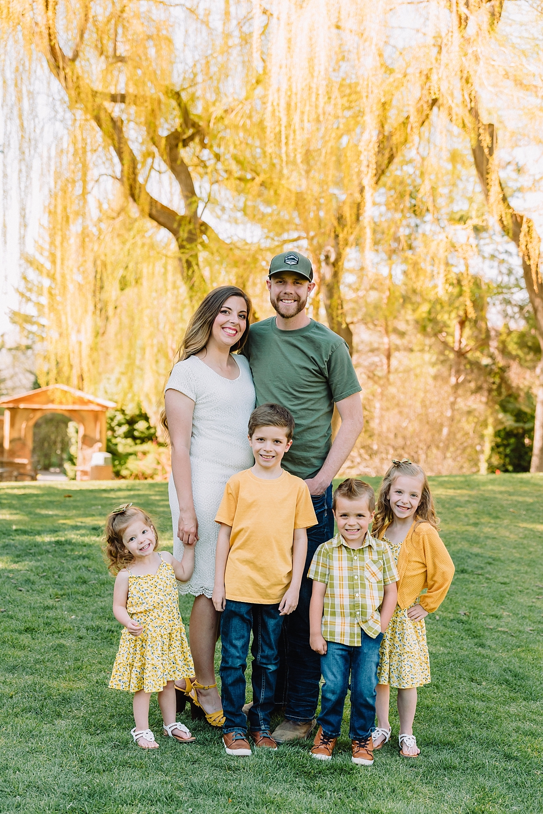 Rexburg Family Photos, BYU Idaho Gardens, family photo outfit ideas, best time of the year for family photos