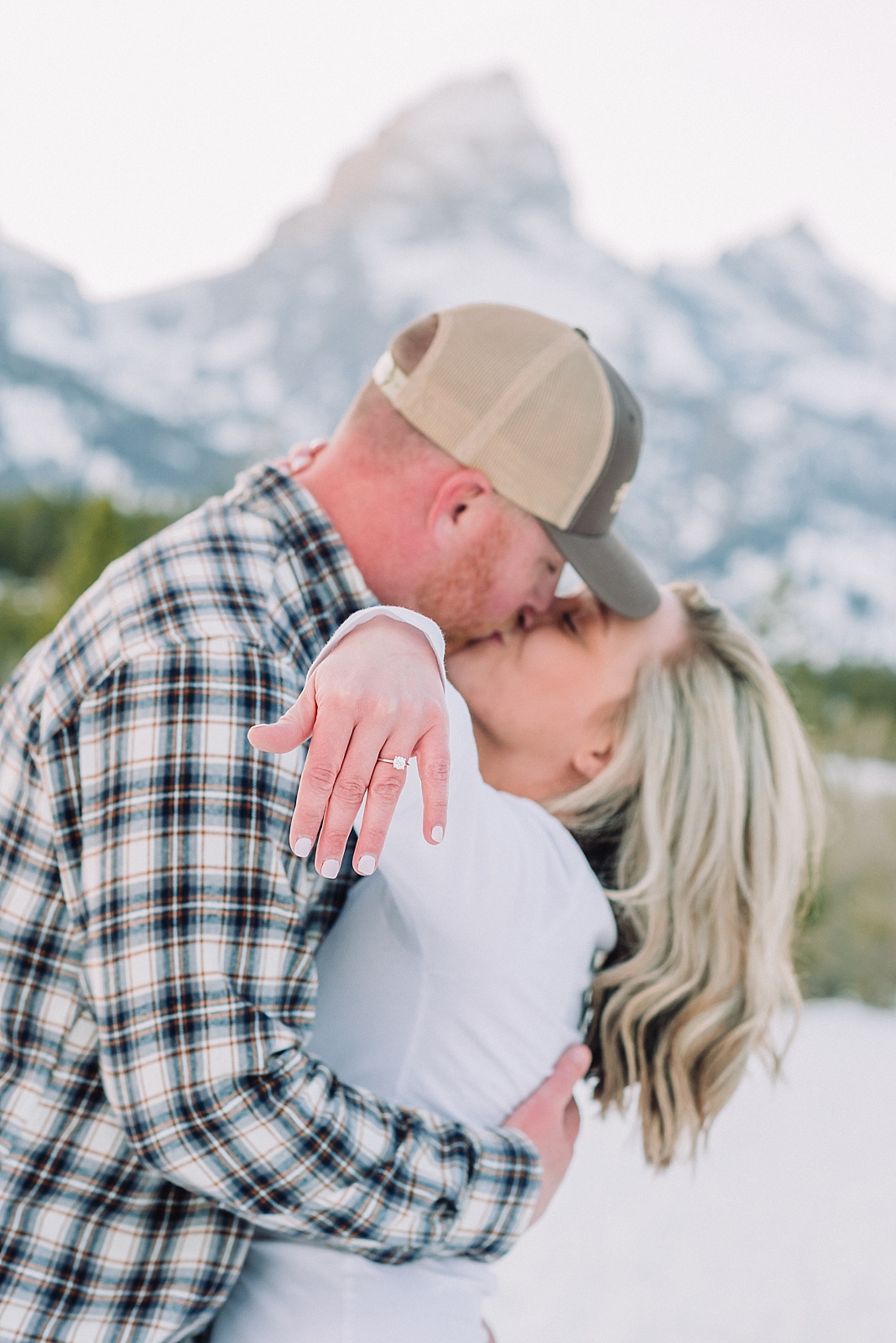 Snowy Jackson Hole Proposal, winter engagement photos, cool places to propose to my girlfriend, bucket list trips, engagement photographer