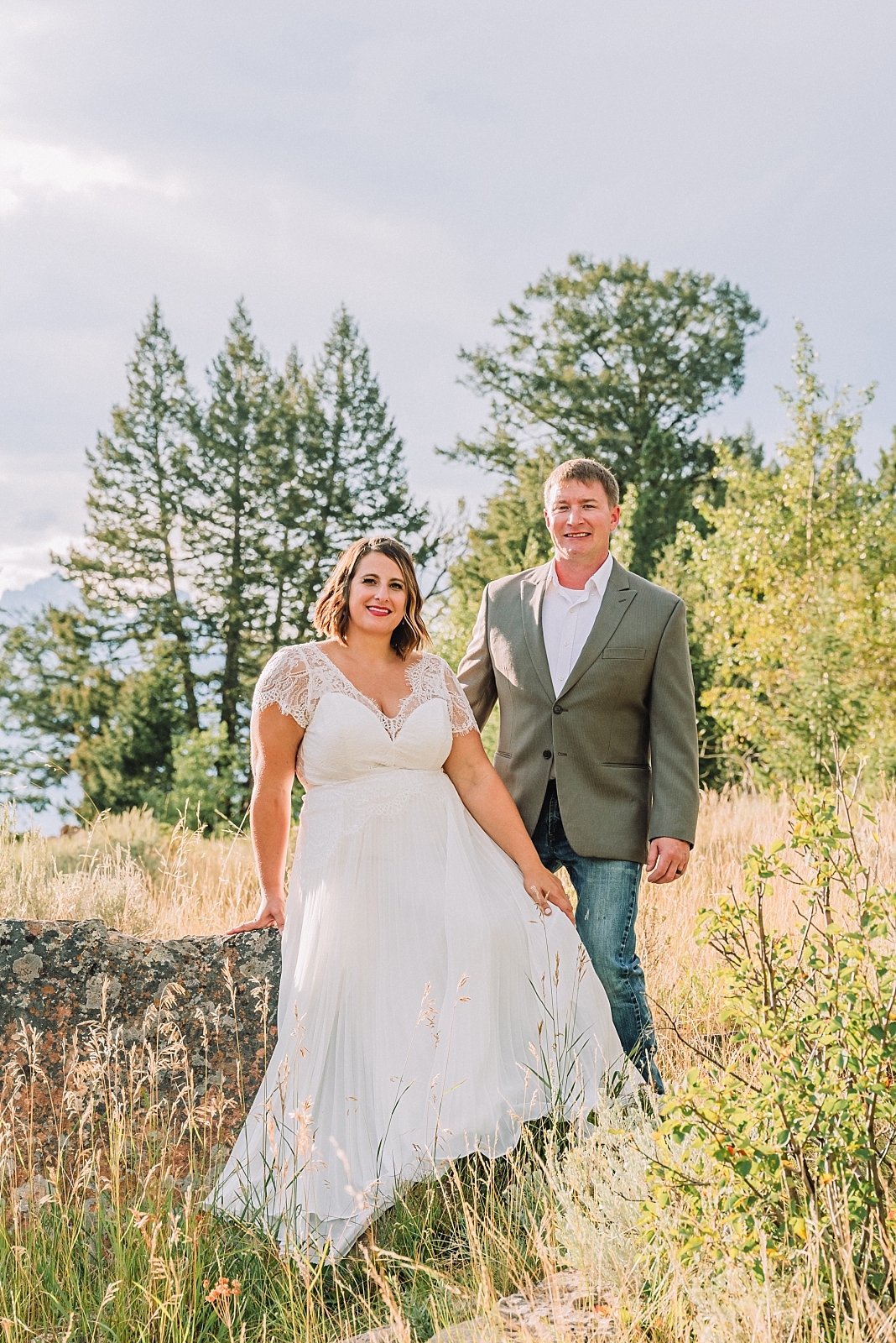 outdoor wedding portraits, anniversary pictures, where to celebrate a 10 year wedding anniversary