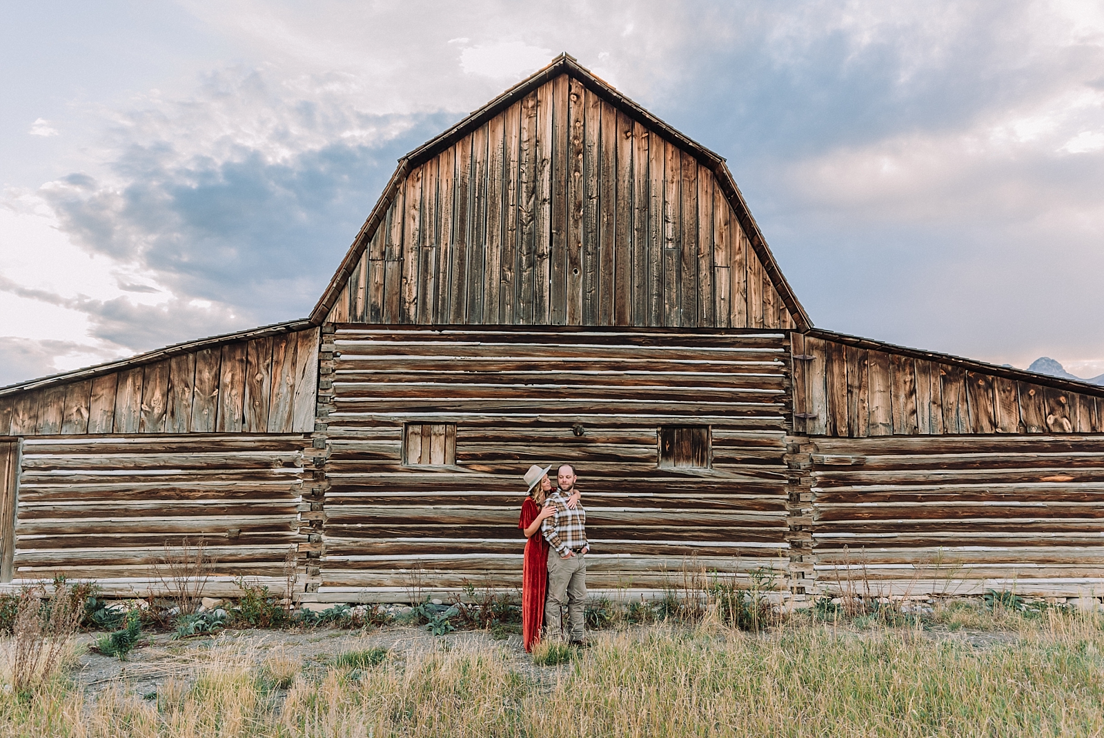 Jackson Hole Engagements, wyoming photographer, mormon row, moulton barns, fall engagement pictures