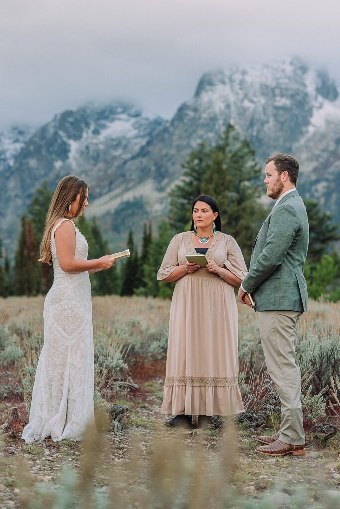 mountain view wedding ceremony, fall grand teton elopement, mountain view turnout ceremony, jackson hole wedding photographer