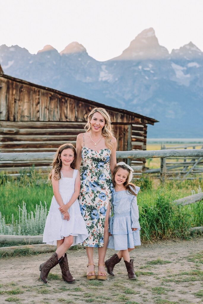 Mom with daughters in the teton mountains