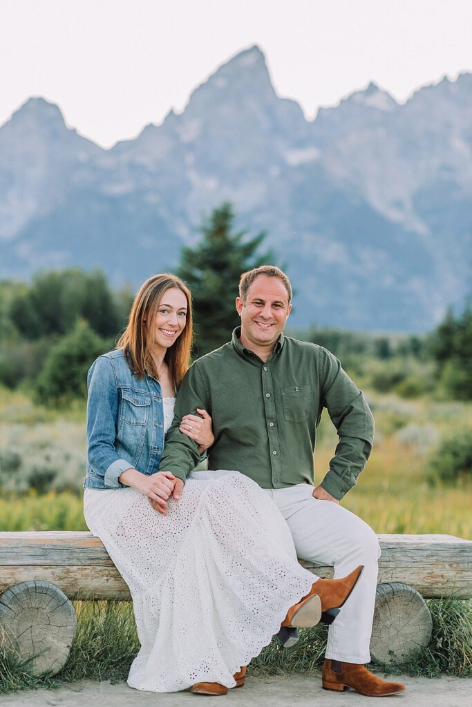 Posing ideas for engaged couples, jackson hole engagement photography