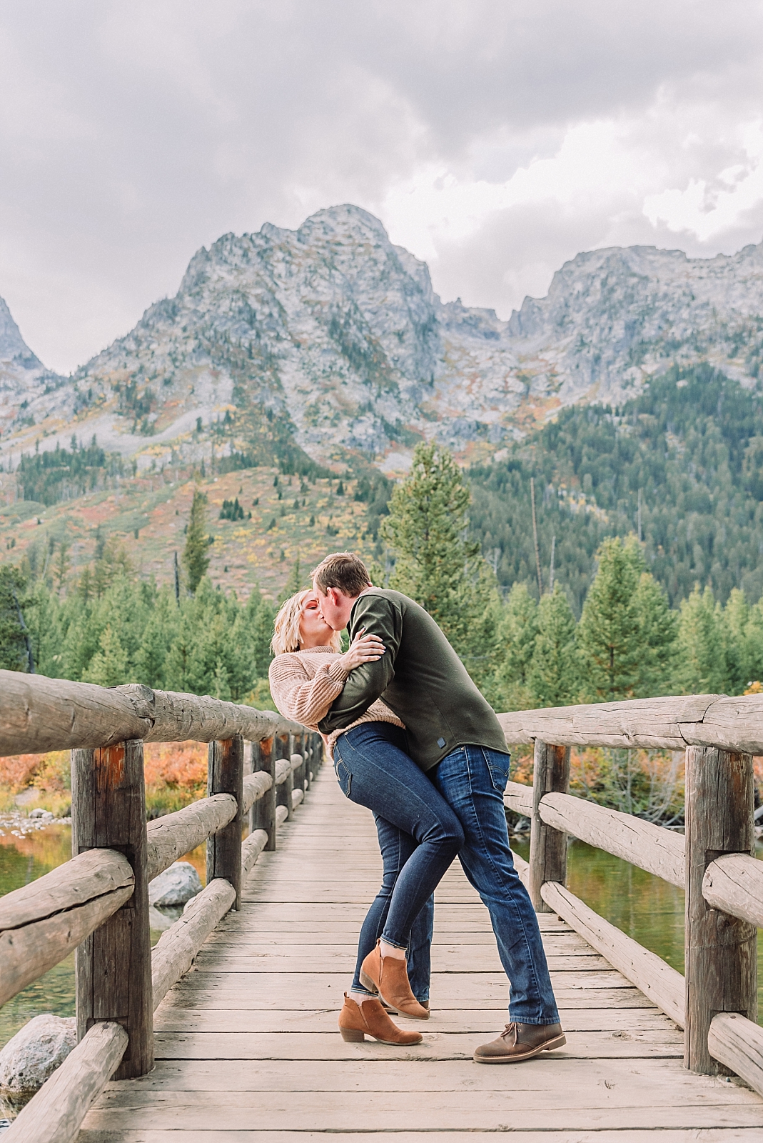 Engagement Pictures in Grand Teton, jackson hole engagement photography