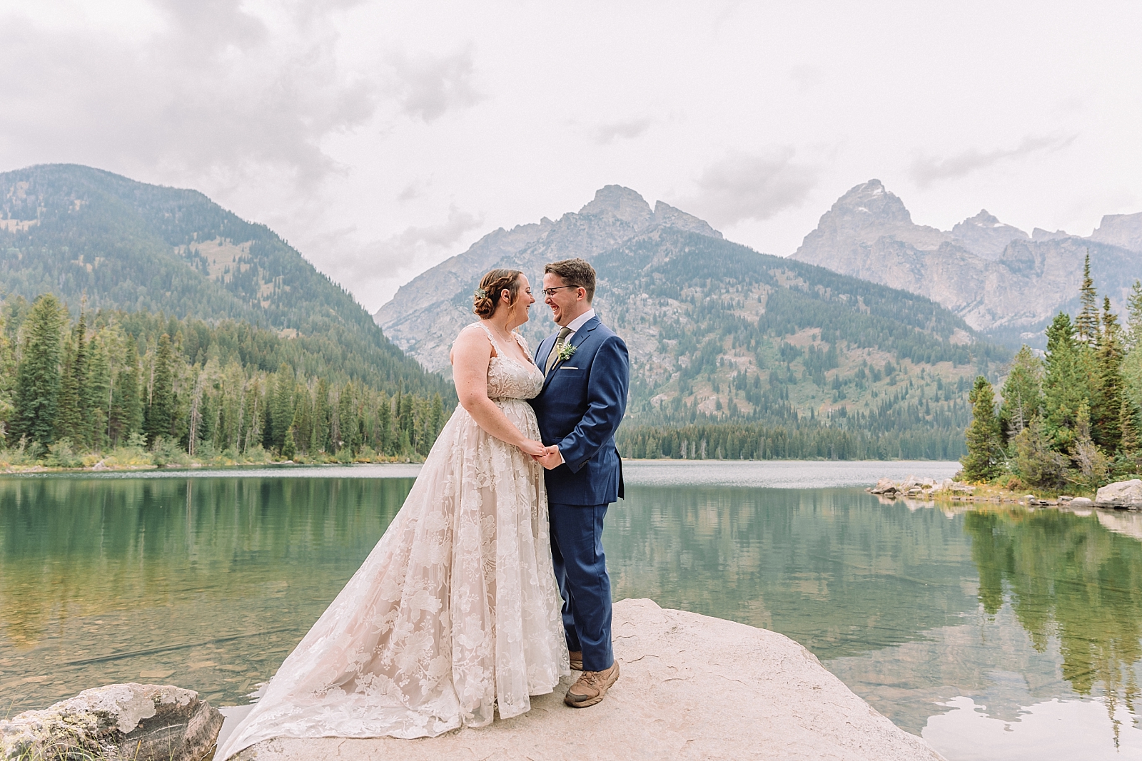 Teton Wedding with Hiking, jackson hole weddings, adventurous weddings, outdoor ceremonies, grand teton national park, taggart lake