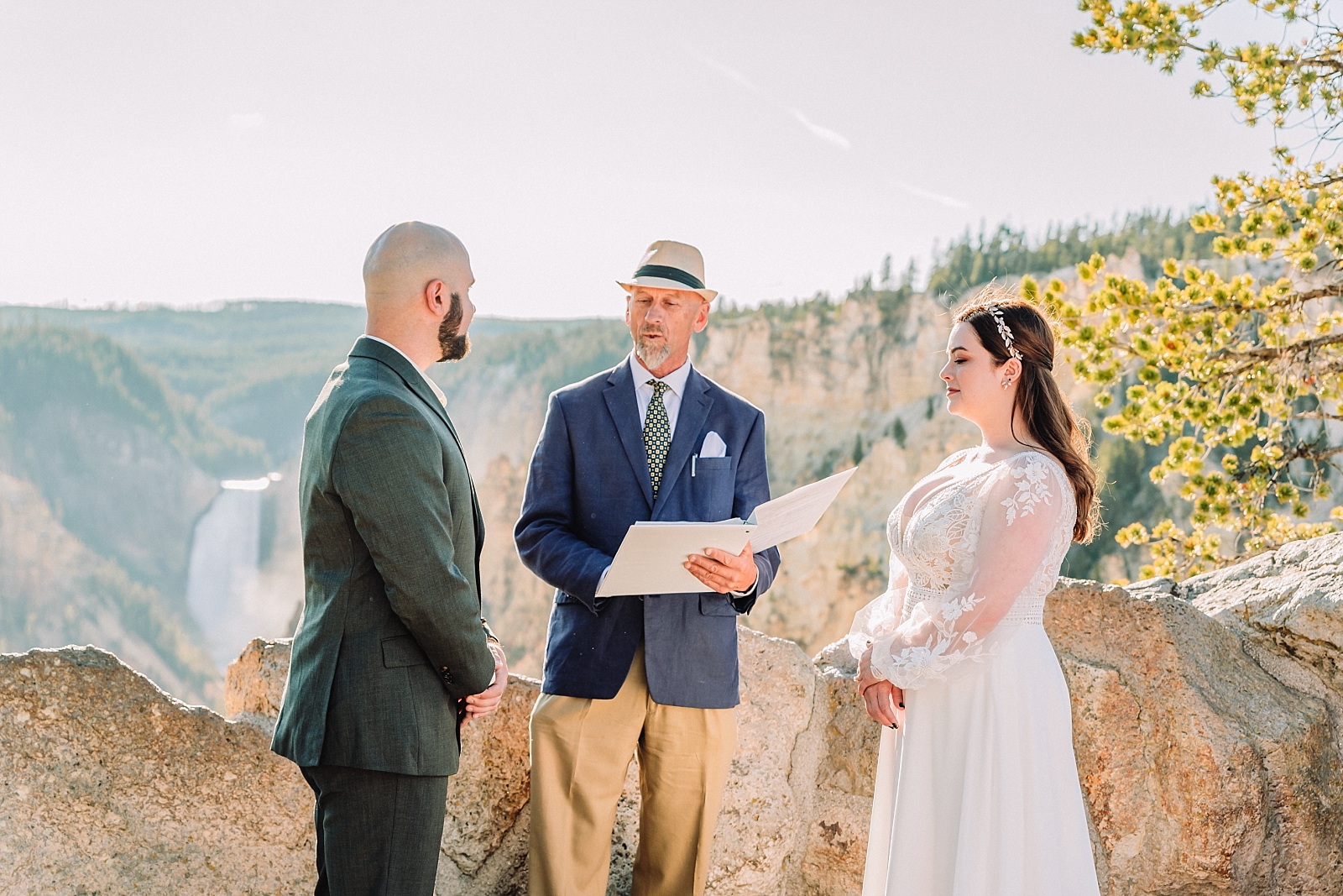 elopement at artist point in yellowstone national park