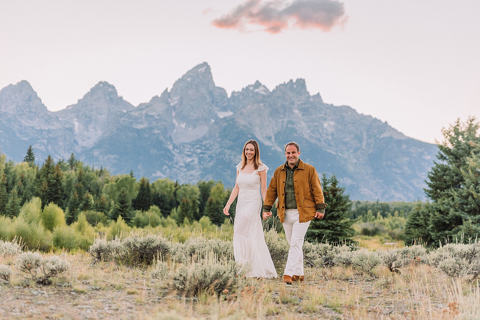 Engagement Photo Ideas, what to wear for your engagement session