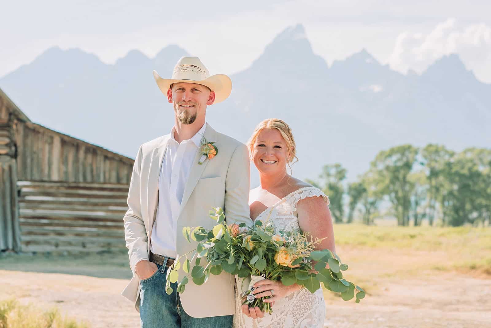 Jackson Wyoming Micro-Wedding, jackson hole wyoming elopement, eloping in jackson hole wyoming, wyoming elopement photographer, mormon row wedding