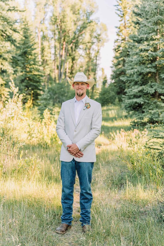 wyoming elopement photographer, jackson hole wedding elopement packages, grand teton wedding photographers, mormon row wedding, schwabacher landing wedding pictures, jackson hole photographer, western wedding