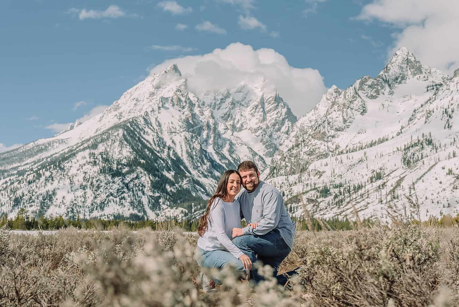 Spring Engagements in the Snow, winter outfit ideas, engagement photos, jackson hole engagement photographer, winter mountain photos, winter engagement photo outfit ideas