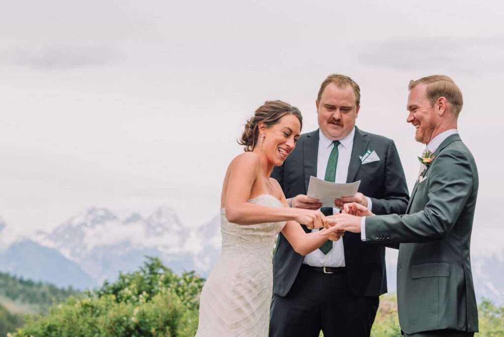 The wedding Tree ceremony in Kelly Wyoming, Jackson Hole Wedding Photographer