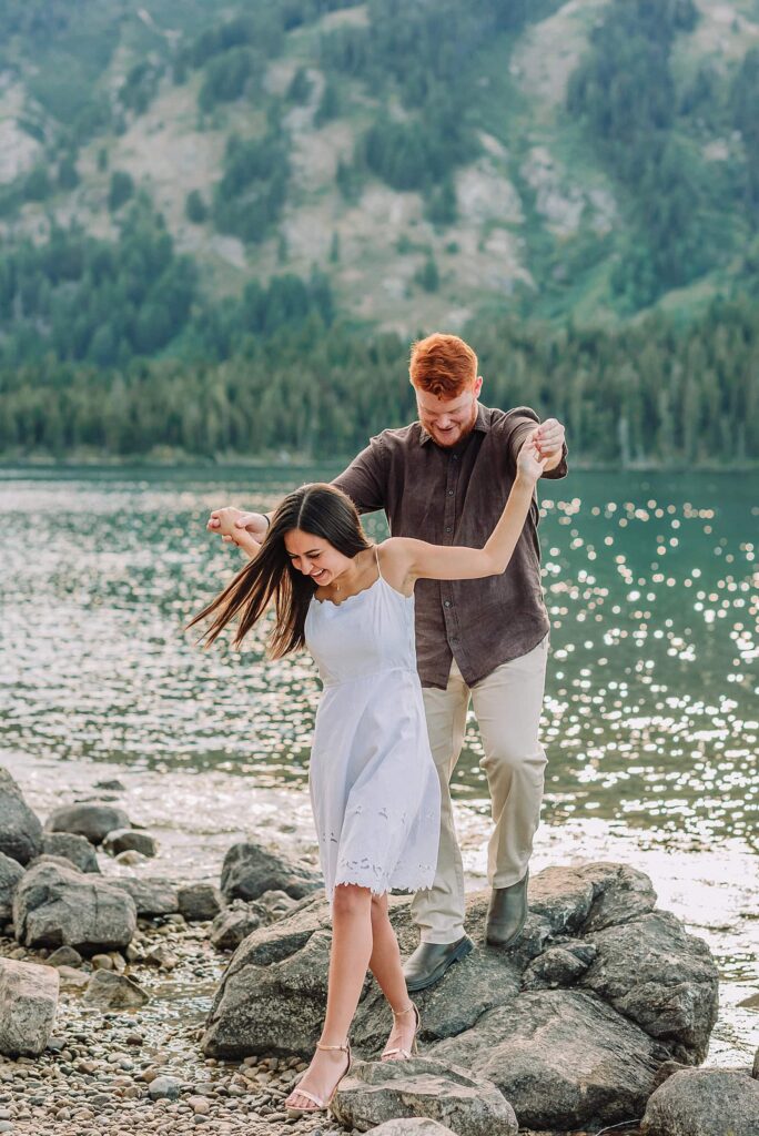 fall engagement photo jackson hole engagement photographer engagement photo ideas fall fall engagement photo ideas grand teton engagement photos Grand Teton Fall engagement photos posing ideas for couples