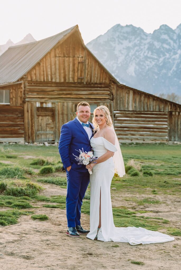 spring elopement in jackson hole jackson hole elopement grand teton elopement photographer wedding ceremony tips eloping in jackson hole wyoming non traditional wedding ideas wedding pose small wedding jackson hole mormon row wedding poses for couples jackson hole photographer