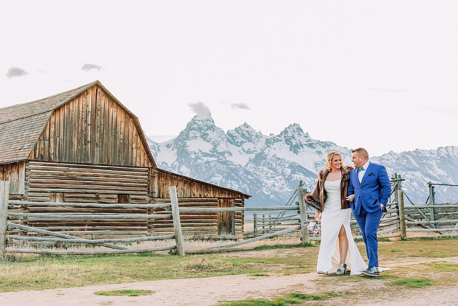 elopement jackson hole wyoming jackson hole wedding photographers wedding ceremony tips eloping in jackson hole wyoming non traditional wedding ideas wyoming elopement photographer jackson hole photographer spring elopement mormon row wedding