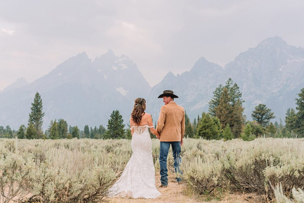 spring elopement in jackson hole jackson hole elopement grand teton elopement photographer wedding ceremony tips eloping in jackson hole wyoming non traditional wedding ideas wedding pose