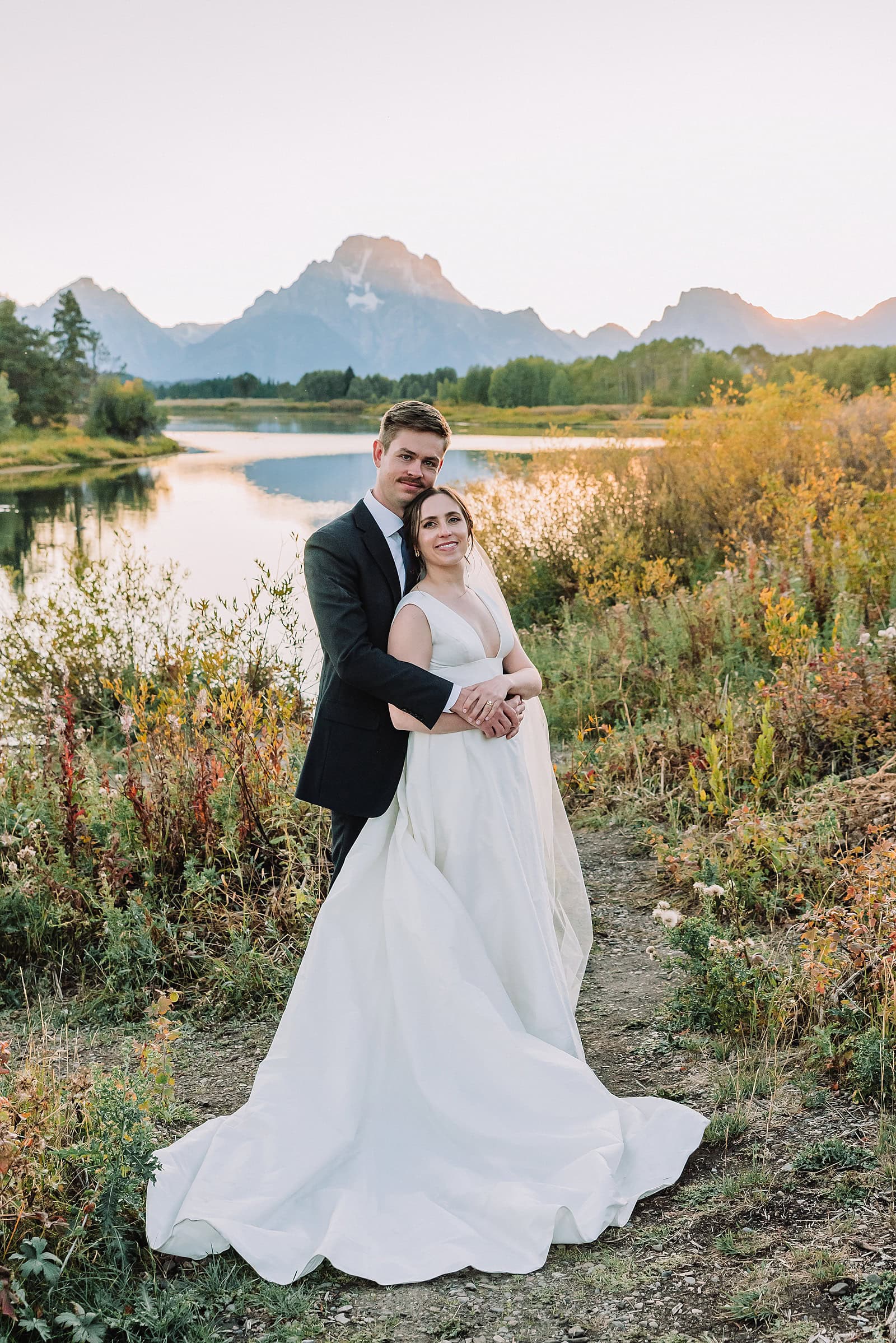 Fall wedding planning in Jackson Hole Best wedding photographers in Grand Teton Elopement tips for Grand Teton National Park Fall wedding packages in Jackson Hole Permit information for Grand Teton elopements