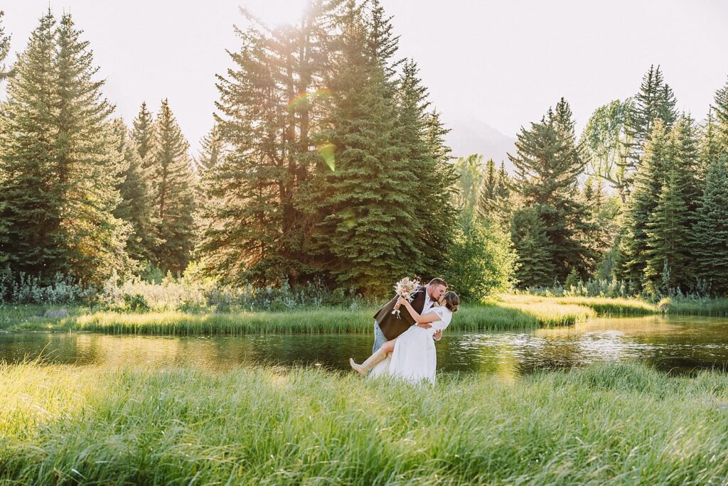 spring elopement in jackson hole jackson hole elopement grand teton elopement photographer wedding ceremony tips eloping in jackson hole wyoming