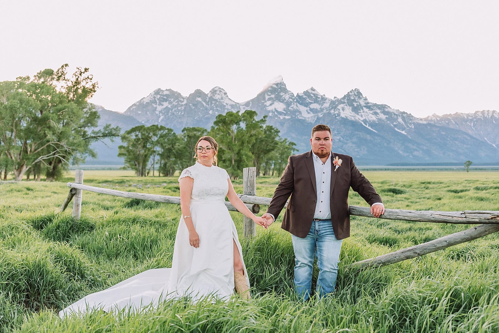 mormon row wedding wedding tips for brides small wedding jackson hole jackson hole wedding elopement packages elope in jackson hole wyoming jackson hole elopement photographer micro wedding jackson hole