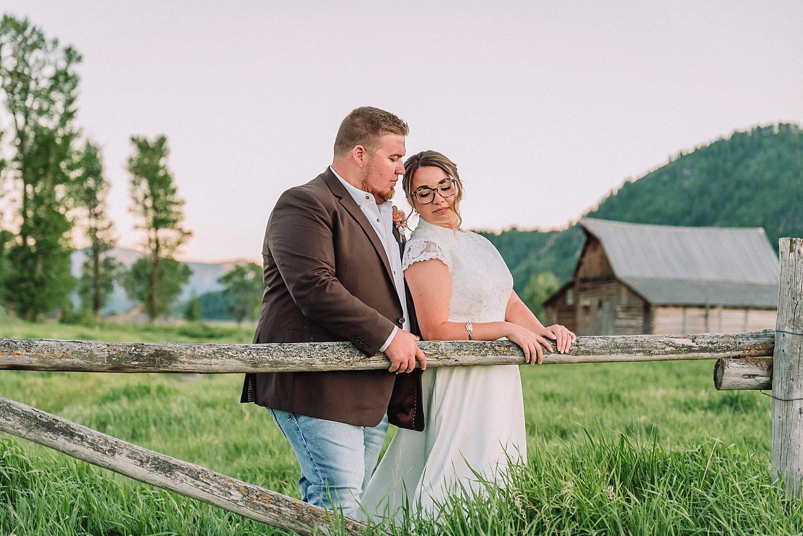 mormon row wedding wedding tips for brides small wedding jackson hole jackson hole wedding elopement packages elope in jackson hole wyoming jackson hole elopement photographer micro wedding jackson hole