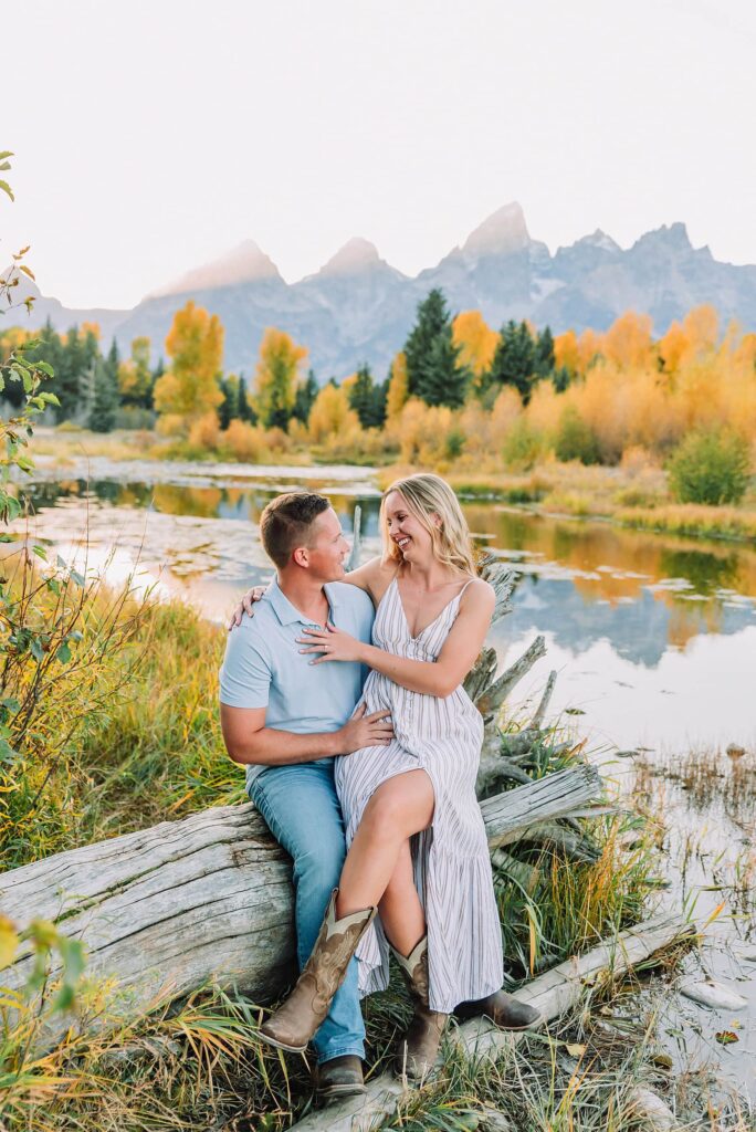 jackson hole engagement photographer engagement photo ideas fall fall engagement photo ideas grand teton engagement photos