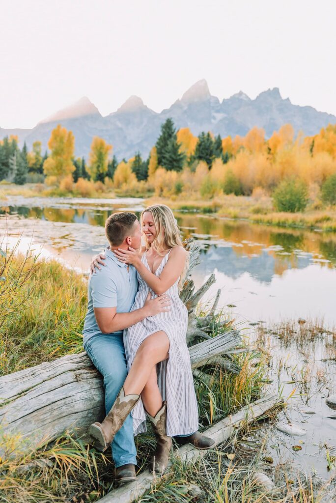 jackson hole engagement photographer engagement photo ideas fall fall engagement photo ideas grand teton engagement photos