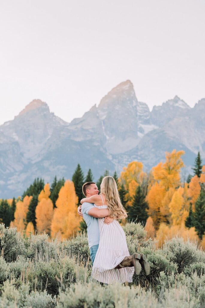 jackson hole engagement photographer engagement photo ideas spring summer engagement photo ideas grand teton engagement photos anniversary photos jackson hole photographer poses for couples