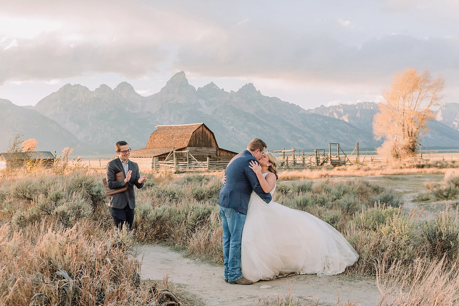 mormon row wedding wedding tips for brides small wedding jackson hole jackson hole wedding elopement packages elope in jackson hole wyoming jackson hole elopement photographer micro wedding jackson hole Fall Jackson Hole Elopement