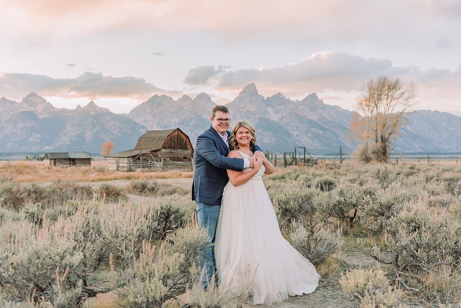 mormon row wedding wedding tips for brides small wedding jackson hole jackson hole wedding elopement packages elope in jackson hole wyoming jackson hole elopement photographer micro wedding jackson hole Fall Jackson Hole Elopement