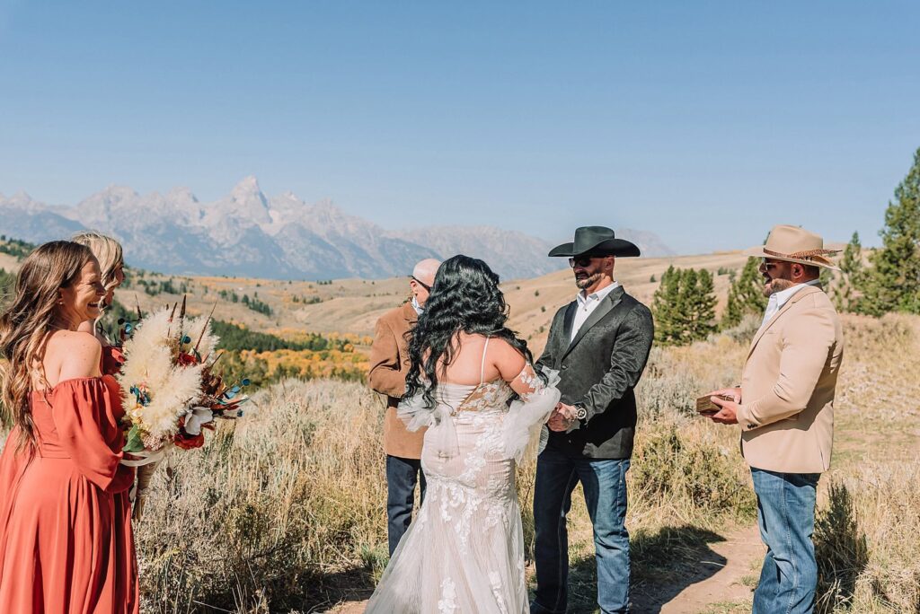 eloping in jackson hole wyoming wyoming elopement photographer micro wedding jackson hole jackson hole wedding photographers elopement jackson hole wyoming small wedding jackson hole the wedding tree in bridger teton national forest morning wedding fall wedding Autumn wedding in Jackson Hole