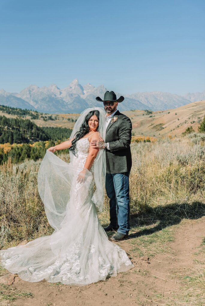 eloping in jackson hole wyoming wyoming elopement photographer micro wedding jackson hole jackson hole wedding photographers elopement jackson hole wyoming small wedding jackson hole the wedding tree in bridger teton national forest morning wedding fall wedding Autumn wedding in Jackson Hole