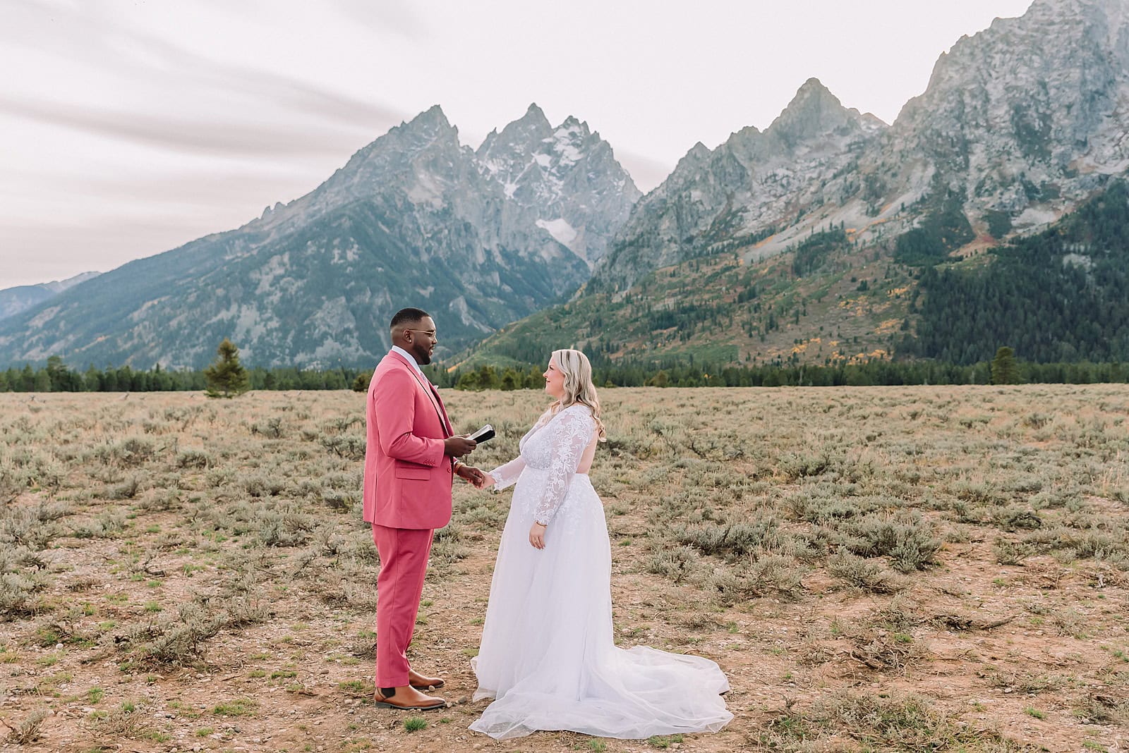 adventure elopement photography elopement jackson hole wyoming jackson hole wedding photographers wedding ceremony tips eloping in jackson hole wyoming