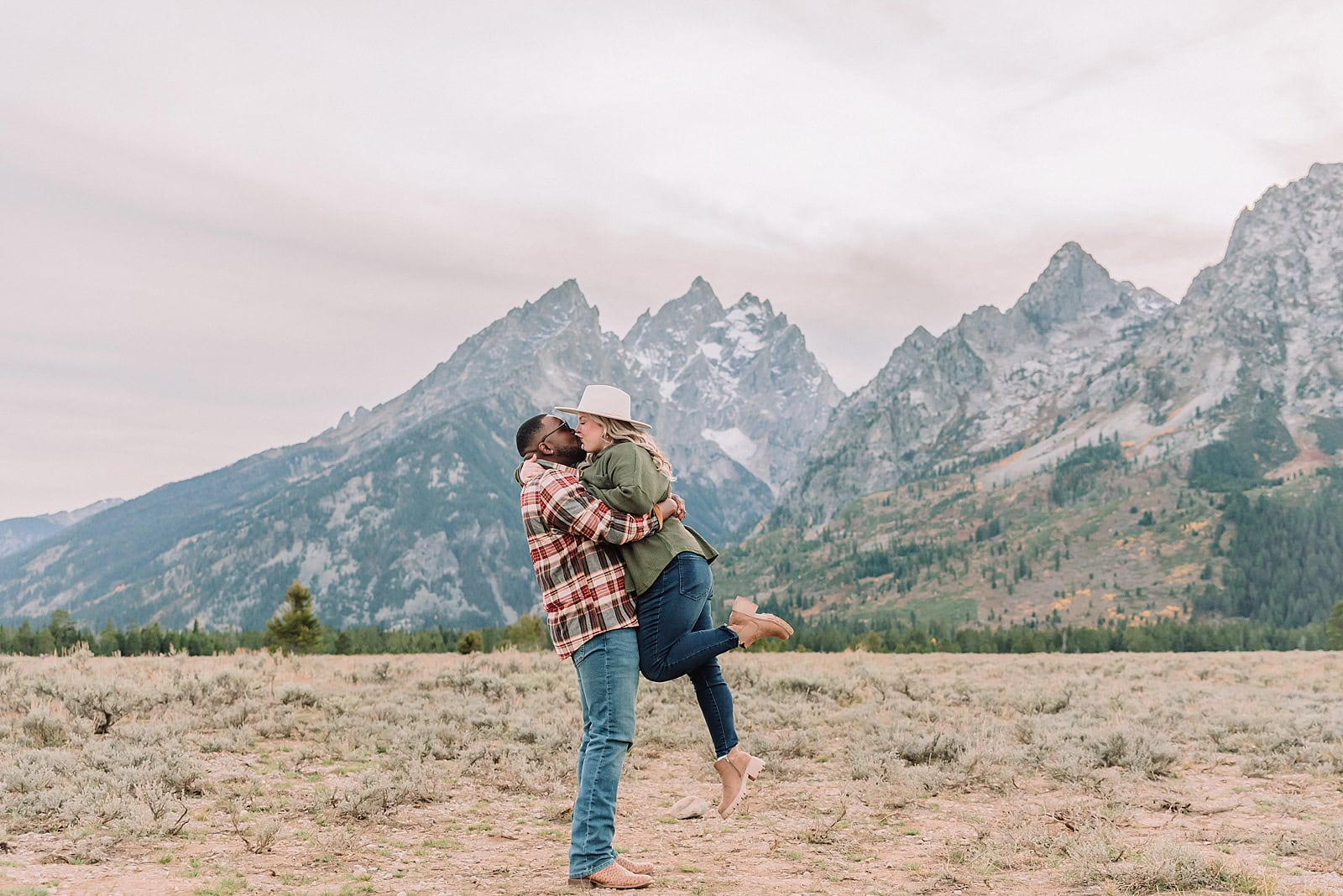 grand teton engagement photographer jackson hole engagement photographer engagement photo ideas spring summer engagement photo ideas grand teton engagement photos anniversary photos jackson hole photographer poses for couples