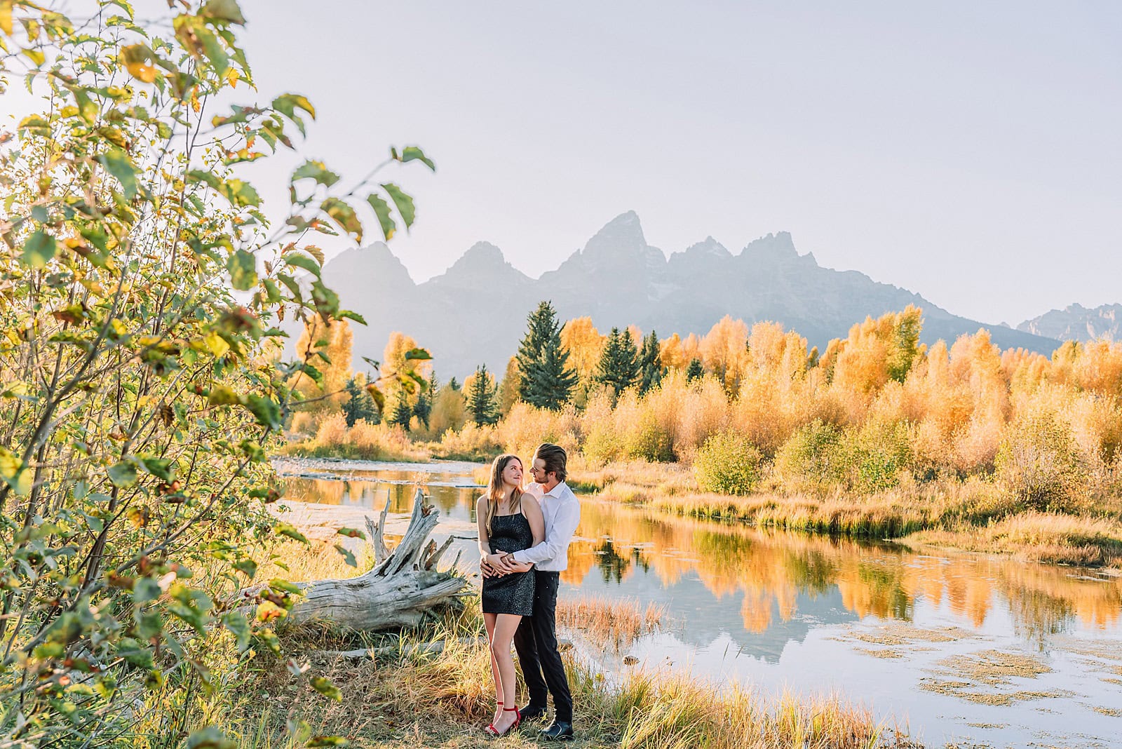 grand teton engagement photographer jackson hole engagement photographer engagement photo ideas spring summer engagement photo ideas grand teton engagement photos anniversary photos jackson hole photographer poses for couples