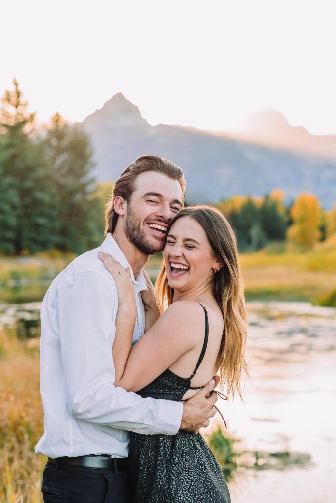 jackson hole engagement photographer grand teton engagement photos jackson wyoming engagement photos fall photo outfit ideas fall engagement pictures jackson hole photographer jackson hole proposal photographer engagement photographer near me