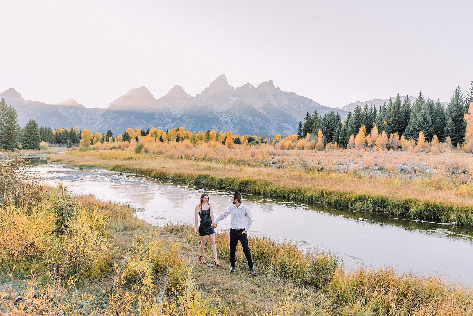 poses for couples jackson hole proposal photographer fall engagement photo outfits engagement photography near me wyoming photographer grand teton engagement photos grand teton engagement photographer