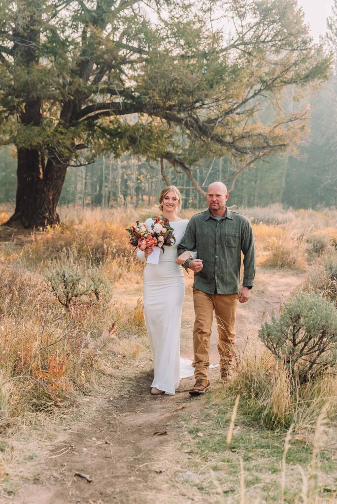 eloping in jackson hole wyoming wyoming elopement photographer micro wedding jackson hole jackson hole wedding photographers elopement jackson hole wyoming small wedding jackson hole the wedding tree in bridger teton national forest morning wedding fall wedding Autumn wedding in Jackson Hole